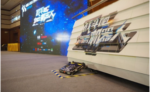 人工智能引领机器时代，霍金助阵中国首档机器人竞技真人秀