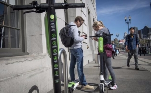 快速风靡美国，谷歌也来凑热闹：共享滑板车为何在国内火不起来