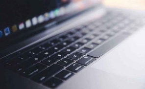MacBook蝴蝶型键盘易出问题遭集体诉讼：苹果要求撤回被法官驳回
