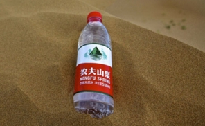 卖瓶子的农夫山泉IPO，“水”之外还能讲出新故事吗？
